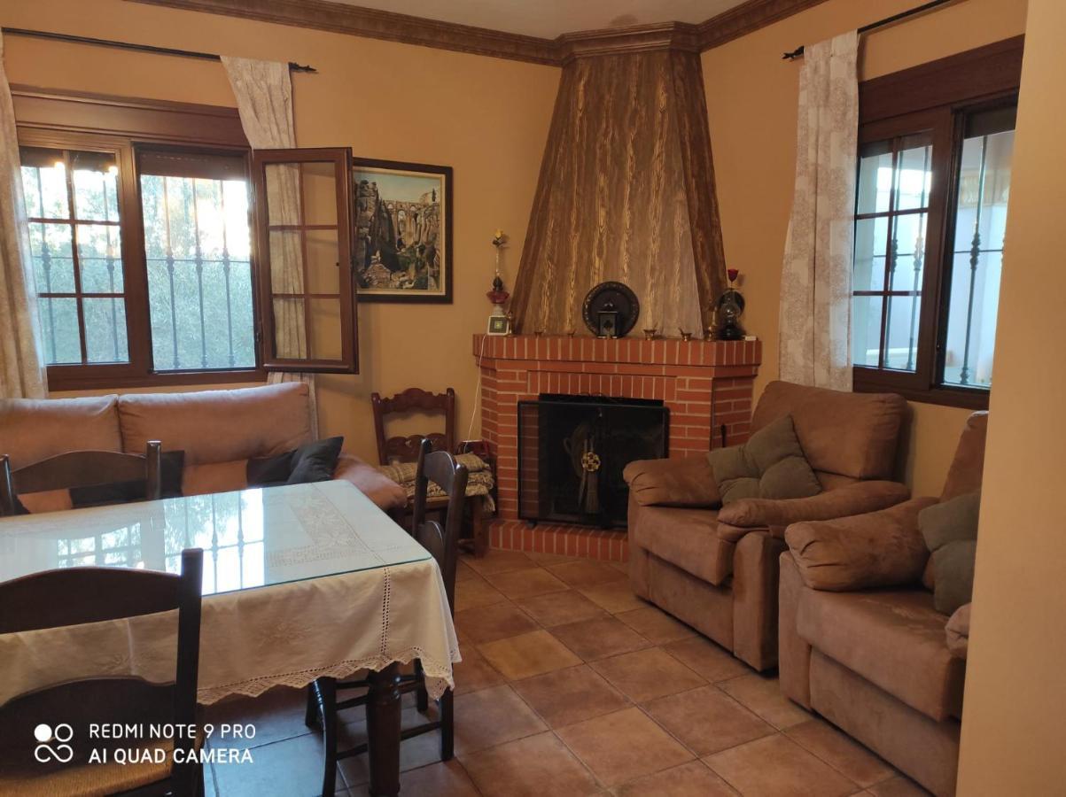 Los Abuelos Setenil De Las Bodegas Εξωτερικό φωτογραφία
